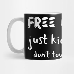 free hugs Mug